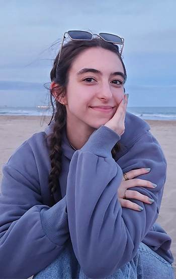 Makena S.jpg